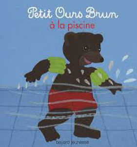 Image de Petit Ours Brun à la piscine